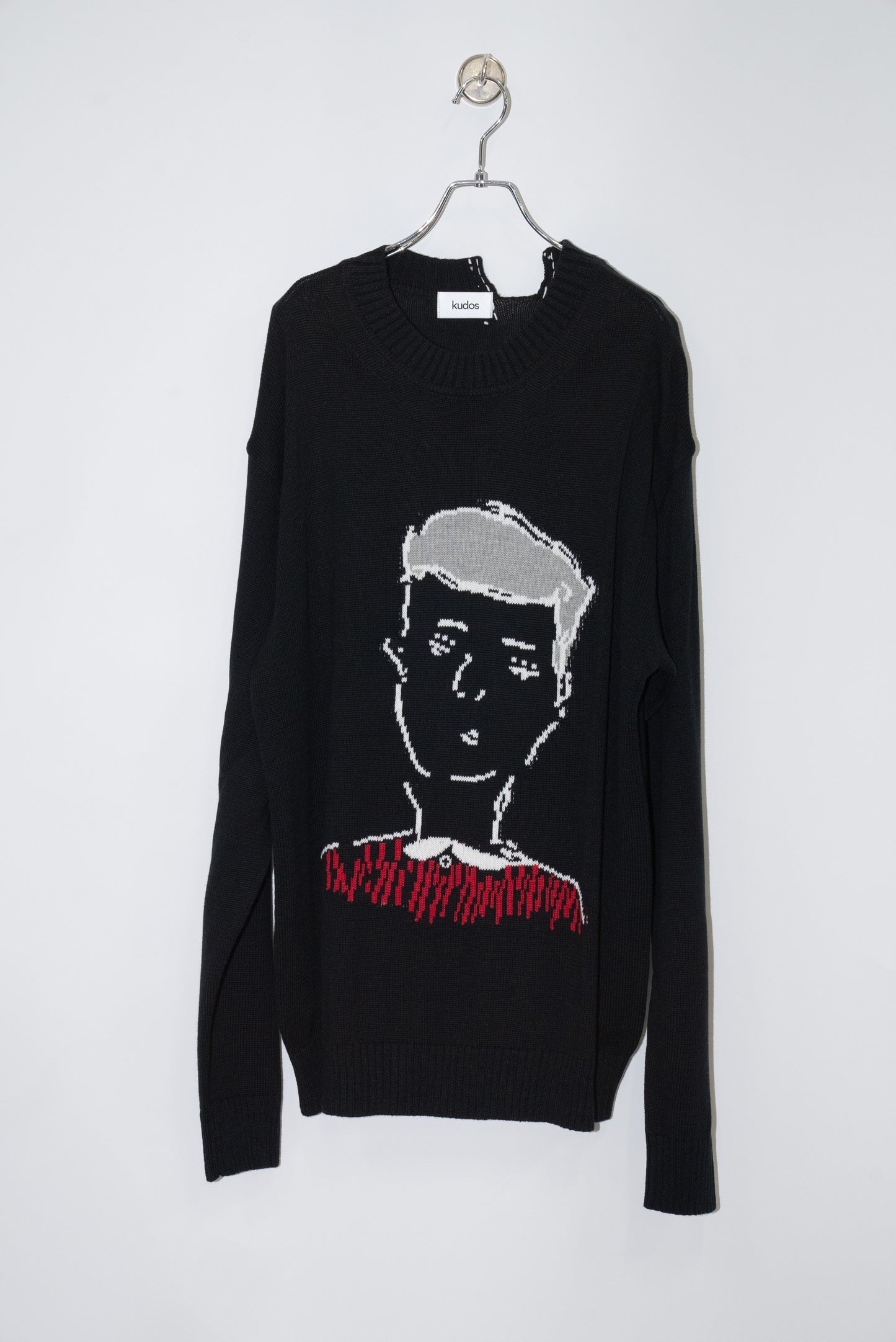 PORTRAIT OF MAN PULLOVER / BLACK