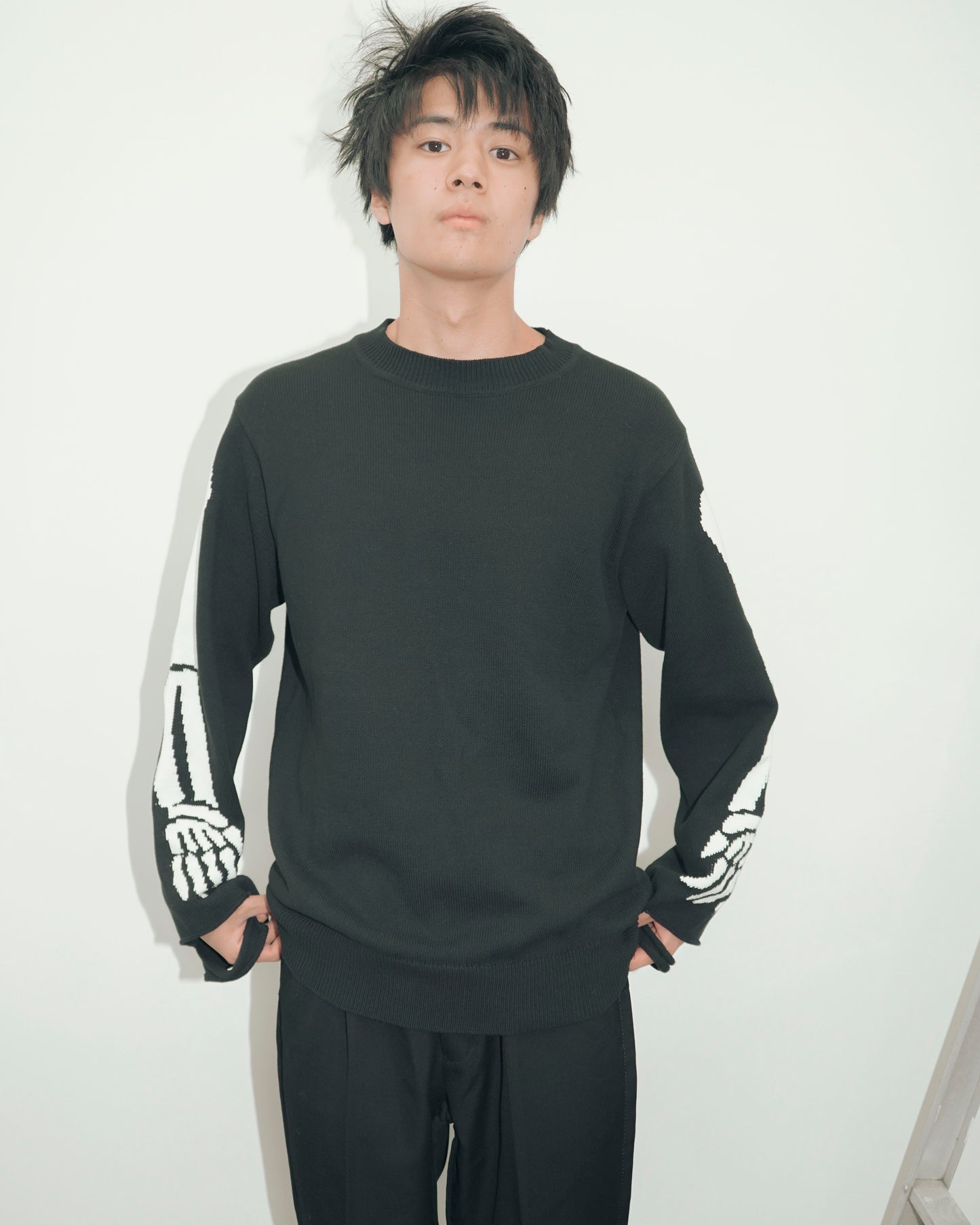 SKELETON KNIT PULLOVER / BLACK