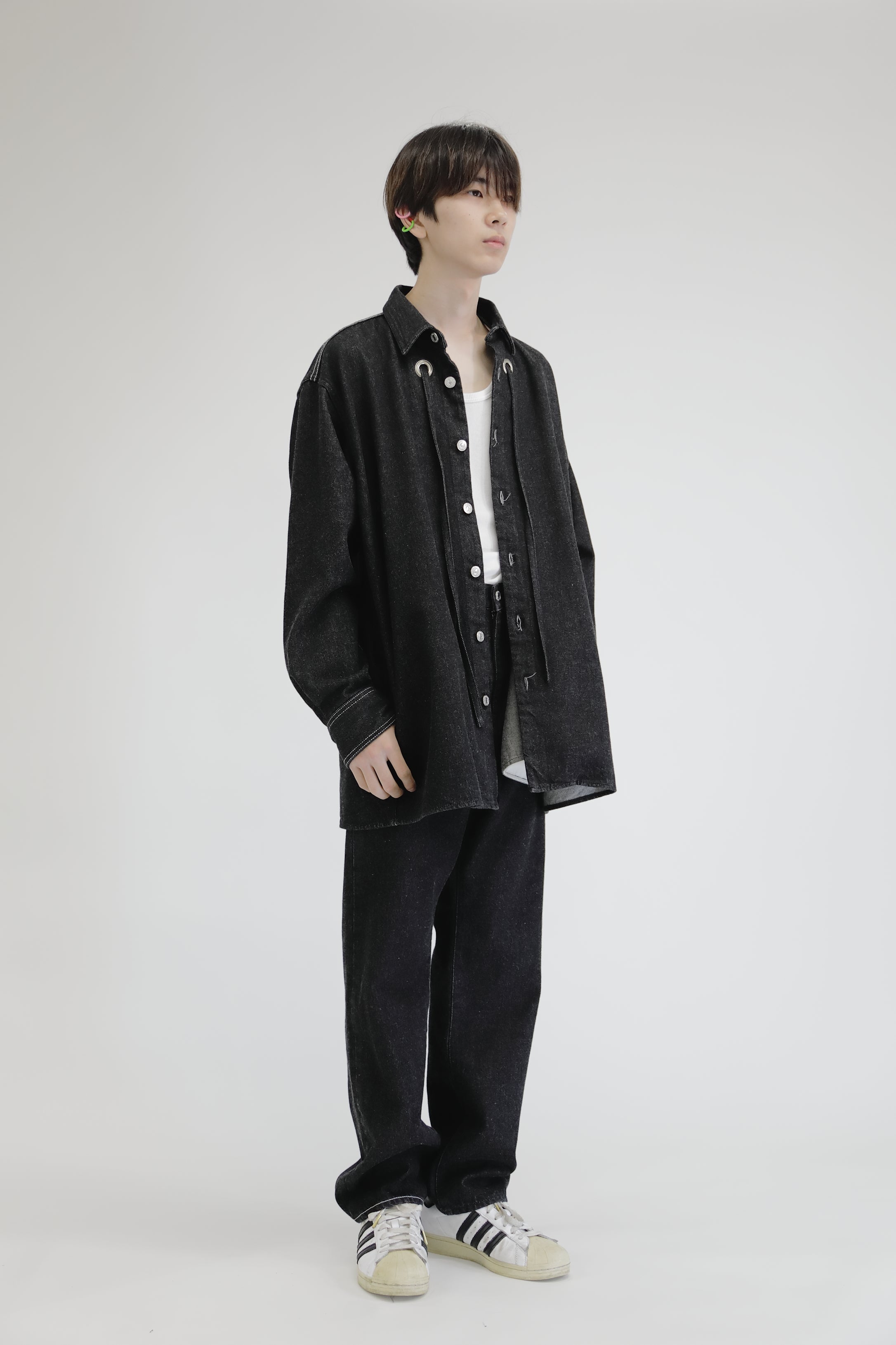 STRAIGHT DENIM TROUSERS / BLACK